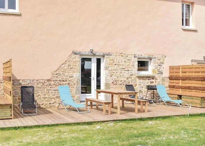 3 Bedroom Stunning In Holiday home Terre-et-Marais