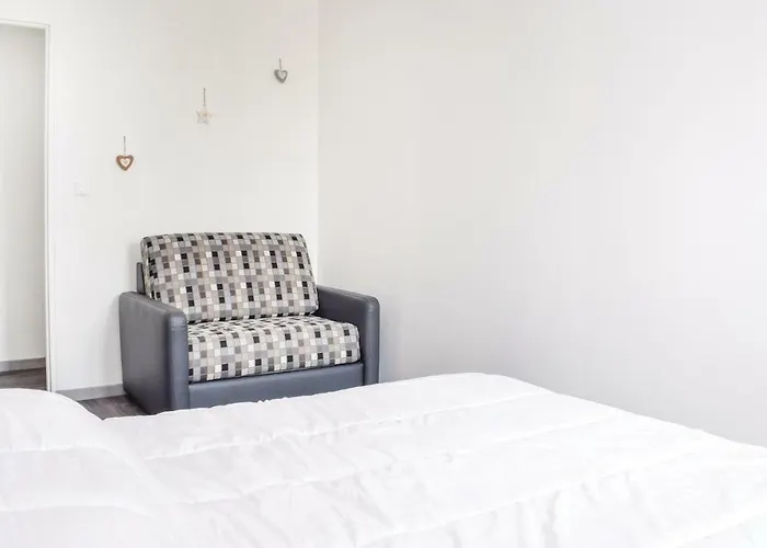 3 Bedroom Stunning In *